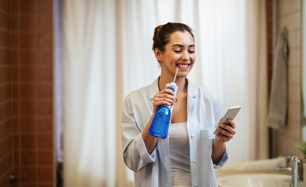 Как пользоваться ирригатором и какой выбрать