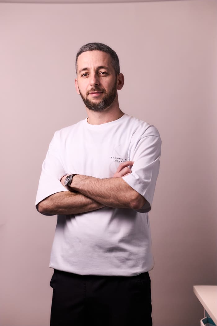 Аветисян<br>Артак Каренович